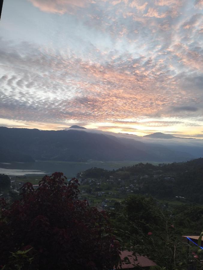 Villa Into The Wild Pokhara Kāskī Exterior foto
