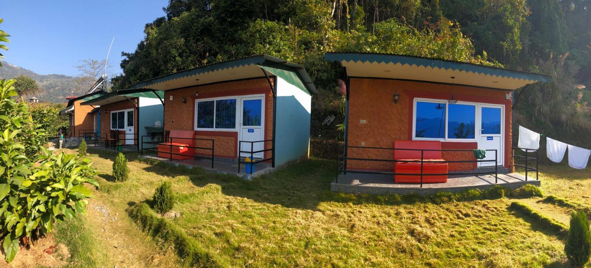 Villa Into The Wild Pokhara Kāskī Exterior foto