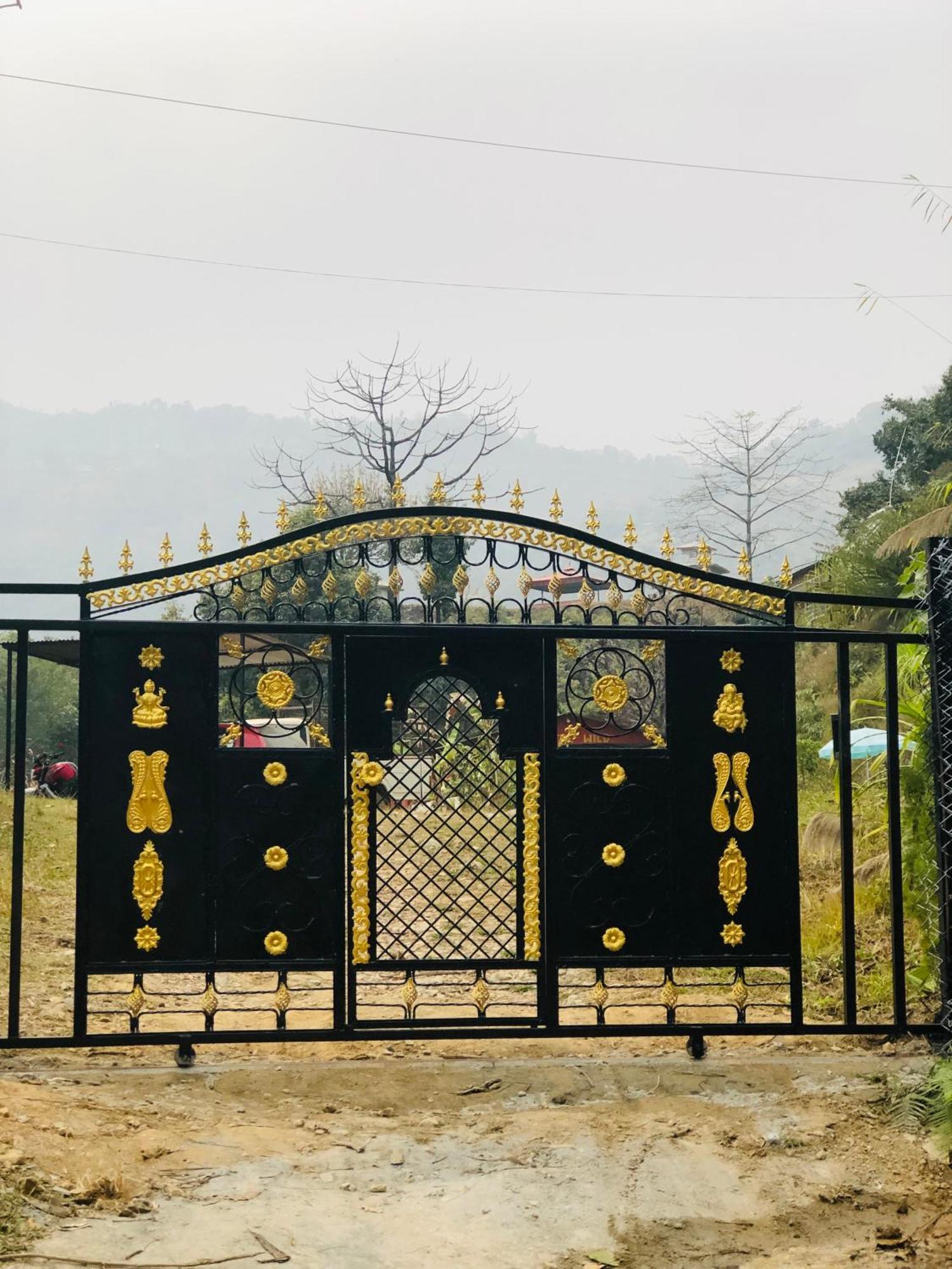 Villa Into The Wild Pokhara Kāskī Exterior foto