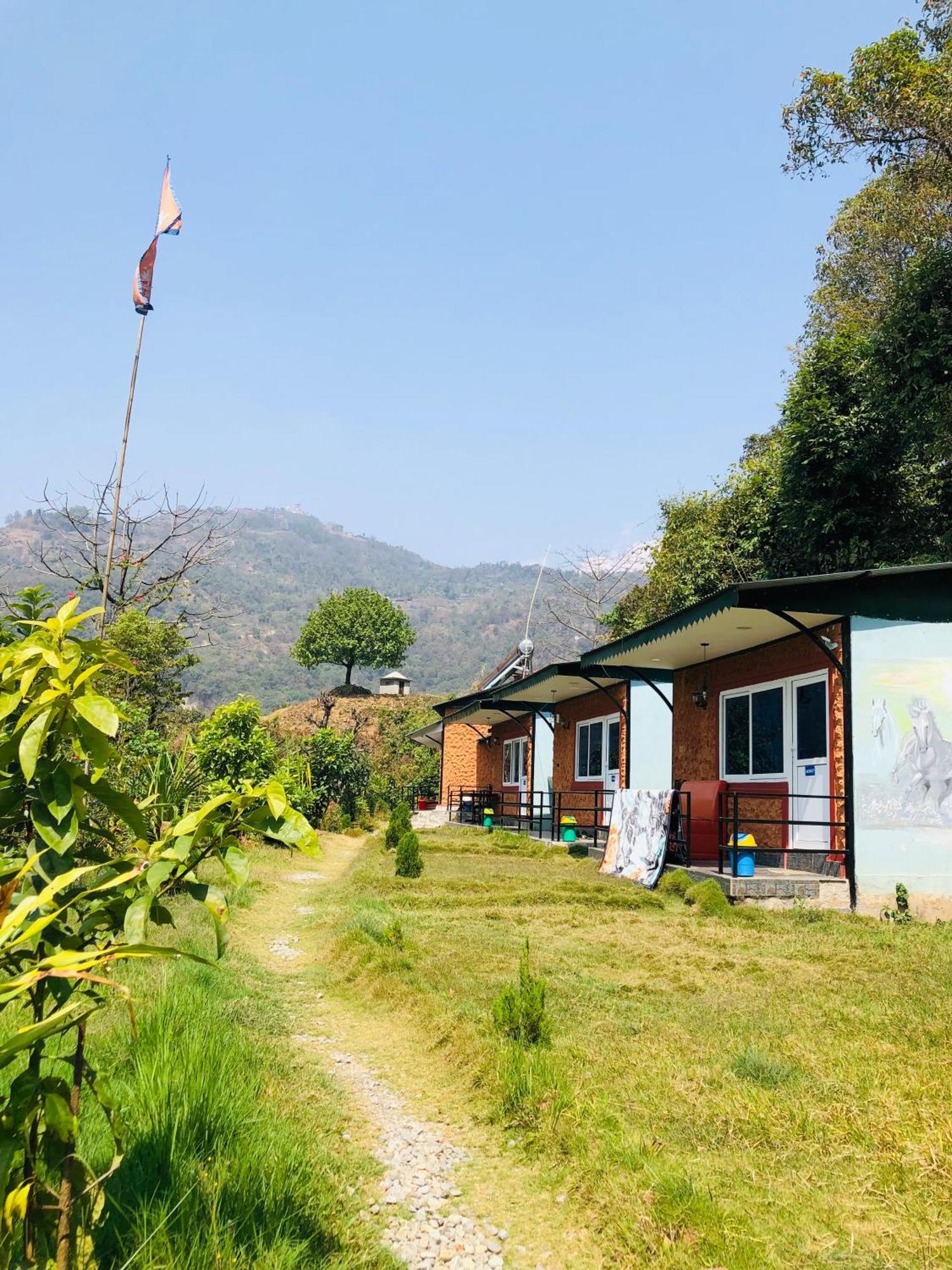 Villa Into The Wild Pokhara Kāskī Exterior foto